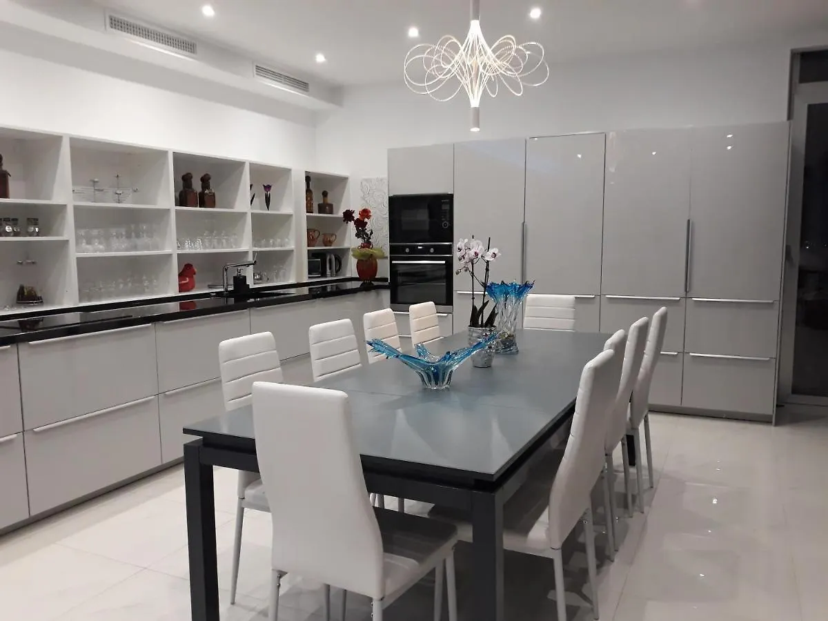 Villa Luxury Paradise Salobrena 0*,